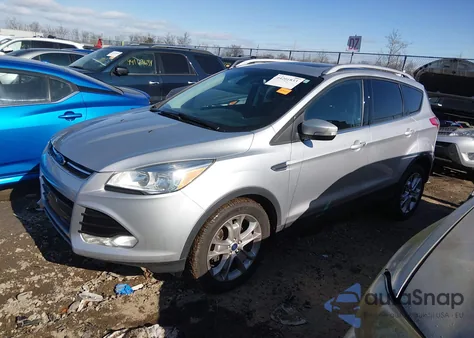2016 Ford Escape Titanium из США, поврежденный, VIN 1FMCU0JX3GUA27639